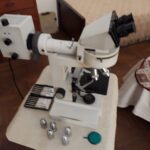 Microscopio CARL LEITZ CON ESTATIVO SM LUX PARA  EPIFLUORESCENCIA